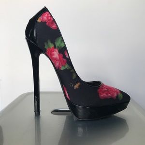 Like New Platform Rose Print Pumps -Women’s Sz 6